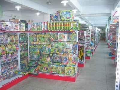 塑膠玩具與針紡織品的銷售策略與市場前景分析